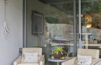 2 Level Hollywood Hills Home with First Floor Pool and Garden by Colby and Conrad - Foto 30