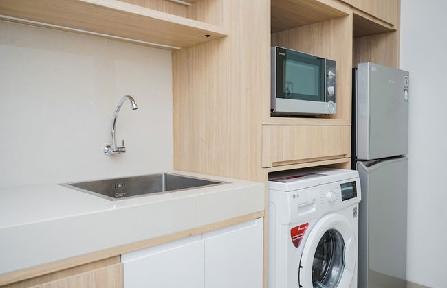 Comfy And Minimalist Studio At Embarcadero Bintaro Apartment - Foto 7