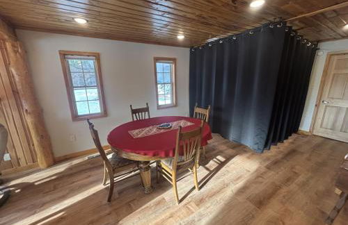 Snowmobile, ATV, Horseback Riding Haven with Quick Trail Access & Games & Entertainment Room - Foto 40