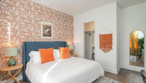 Roof Deck Grill VIEWS 2 Miles from Broadway - Foto 4