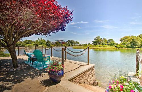 Deluxe Waterford Home with Views, Outdoor Bar and More - Foto 40