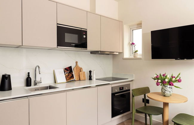 FiveM West Hampstead - North - Photo 2