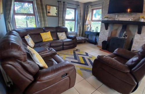 Oaktree Manor - BBQ, games rooms and pet friendly - Photo 5