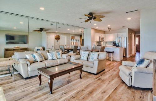 Seafarer, Gulf Front Condo, Right on the Beach - Photo 7