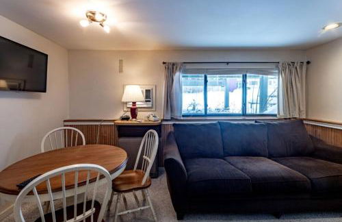 4BR Private Townhouse at Smugglers' Notch Resort condo - Foto 25