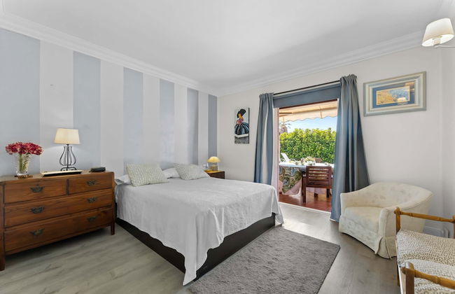 Bayside Evergreen House Serenity Oasis Garden Pool BBQ - Foto 3