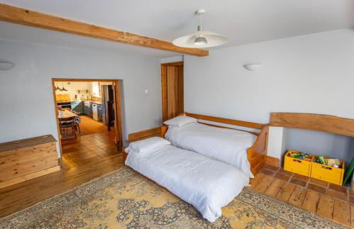 Gorgeous converted barn perfect for families - Foto 6