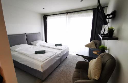 HH 03 by ROCKCHAIR - SUPERHOST Status - Modernes Apartment mit sonnigem Balkon & premium Boxspringbetten in Winterhude - Hamburg Top Geheimtipp - Foto 53