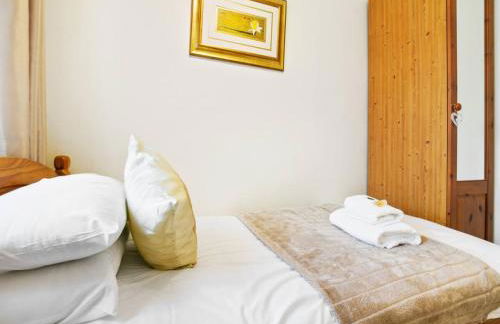 Pass the Keys 55 Heworth Village Wonderfully Cosy Family Home in York - Foto 14