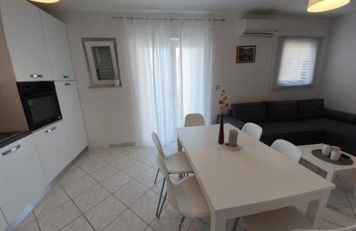 Apartmani Peran - Photo 37