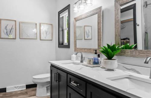 New, charming custom home - Foto 29