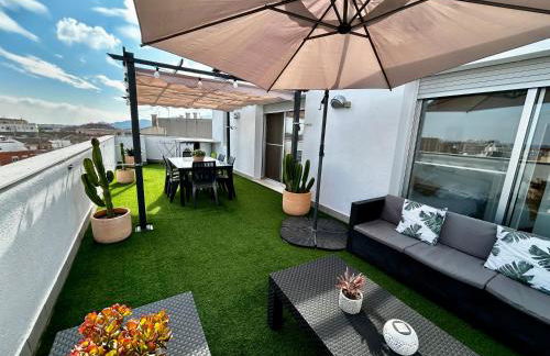 Lo balconet del Delta. Àtic-dúplex vacacional. - Foto 1