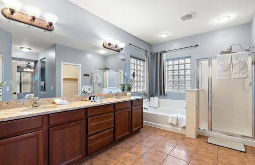 Chill & Thrill | Pool, Hot Tub • Family Game Villa - Foto 41