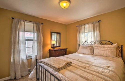 Cottage with Yard, Walk to Historic Attractions - Foto 13