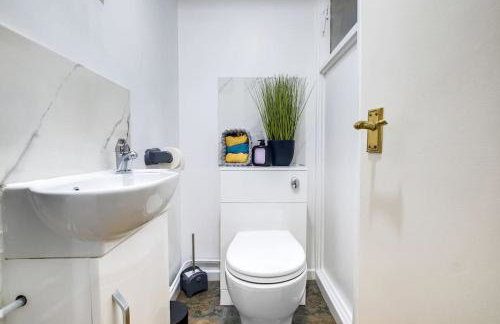 Stylish 3 bed in great location - BTA Homes Serviced Accommodation Wolverhampton - Foto 15