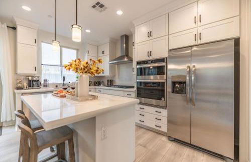 #Marbella Lane - Elegant 5BR Home Rancho Mission - Photo 27