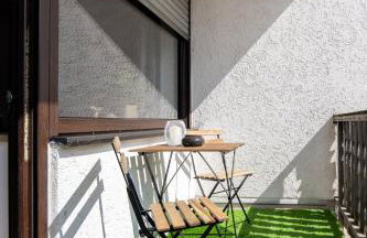 C4S -COME4STAY -InnHarmony- Stilvoll eingerichtetes Apartment für bis zu 8 Personen - Hochwertige Betten I voll ausgestattete Küche I Balkon I Badezimmer I WLAN I Smart TV - Foto 17