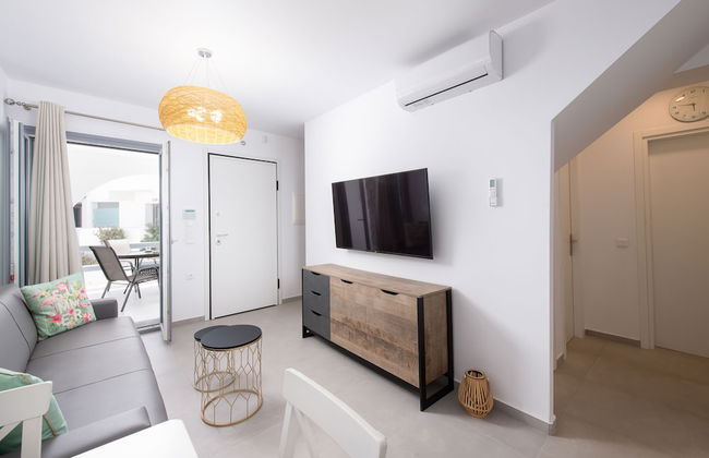 Hosting Moments Private Pool Holiday Home - Foto 17