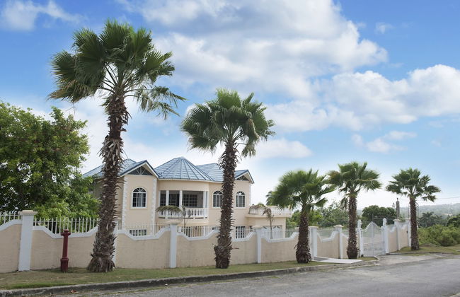 Celebrity Villa Jamaica - Photo 63