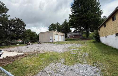 Big Country Escape - Bluewell WV - Foto 33