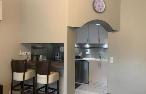 Luxurious Flat in Bondy, (In front of the Train station) - Foto 8