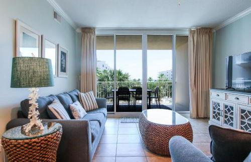 Gorgeous Overlooks The Courtyard in Classic Coastal Style Waterscape C400 - Foto 2