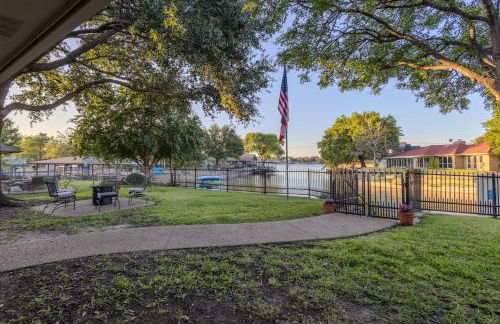 Lakefront Granbury Getaway - Foto 40