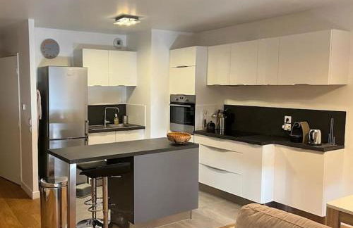 Appartement 2 pièces 57m2 Terrasse sur cour Proche Paris Porte Maillot - Foto 21