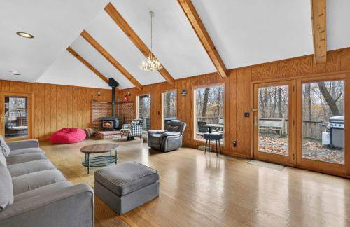 Huge Cabin w Hot Tub, Deck, Grill, Fire Pit, WiFi - Foto 19