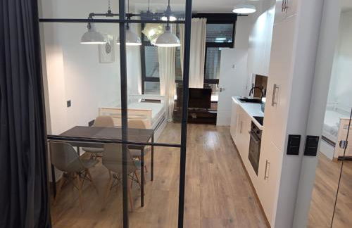 Hangar 18 - II - Foto 11