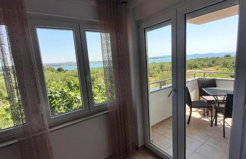 Apartman with sea view KAVALA- Pašman, Kraj - Photo 8