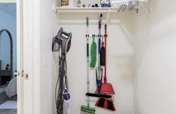 Balcony View and King Beds Walk to Golden 1 Center - Foto 52