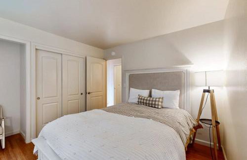 Tree House - Photo 22