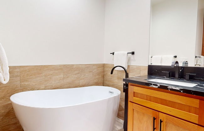 Obsidian Serenity -private Hot Tub - Foto 35