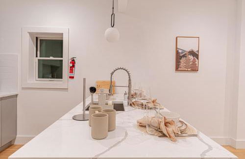 Chic Japandi 1BR in Brooklyn w Washer & Dryer - Foto 3