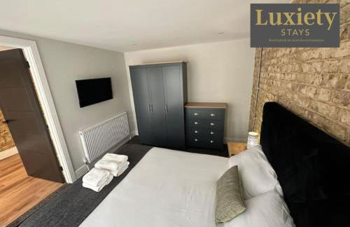 2BR Flat By Luxiety Stays Short Lets & Serviced Accommodation Southend on sea With Free WiFi & Netflix - Foto 11