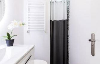 Ubicación inmejorable: 5 minutos del Retiro, WiZink Center, Puerta de Alcala, Goya, Serrano, Velazquez más. - Photo 19