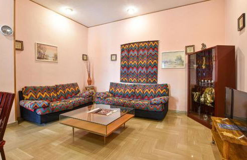 Cozy Apartment In Trappeto With Wifi - Photo 1