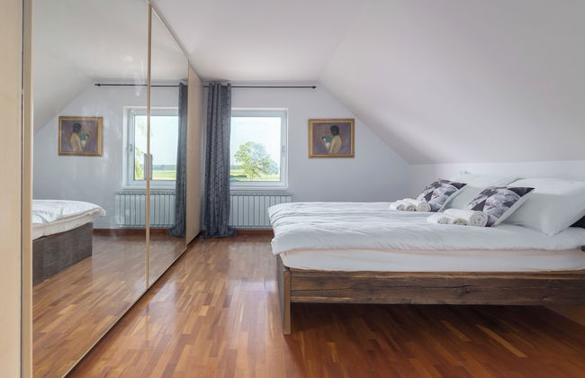 Pool Villa Izabela With Wellness - Photo 6