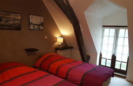 GITE LONGERE DE 15 PERSONNES AU CHATEAU DE JALLANGES VOUVRAY - Foto 12