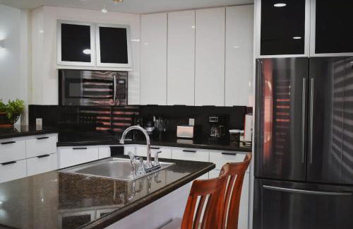 Family Luxury Home With Pool in Mcallen Near by Hospitals and Stores - Foto 9