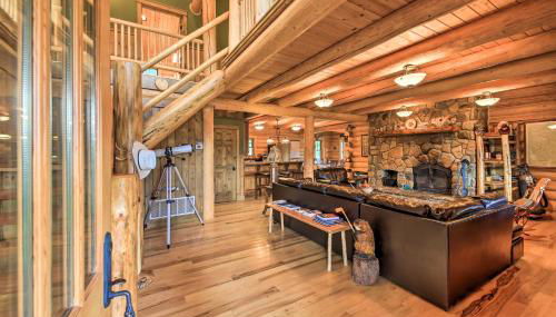 Waterfront Log Home with 95 Acres on Yaak River - Foto 4