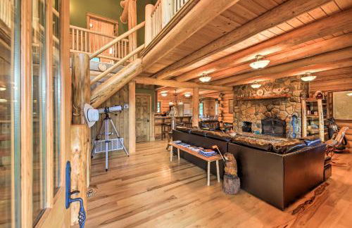 Waterfront Log Home with 95 Acres on Yaak River - Foto 4