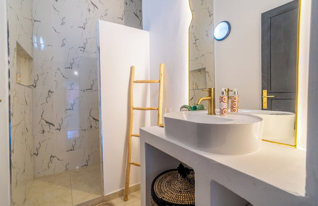 Riad Dar JuMa Marrakech Suites:Jacuzzi - Piscine & Spa - Photo 45