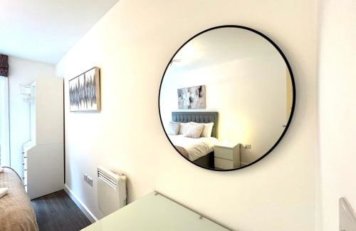 VIPAbodes at The Nankeville Woking - Photo 43