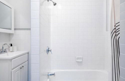 2BD Manhattan Valley Hideaway - Photo 9