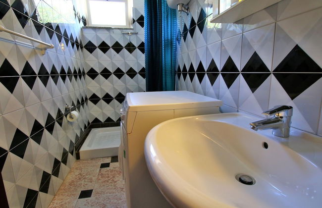 Cozy Holiday Home in Ricadi near Sea - Photo 11