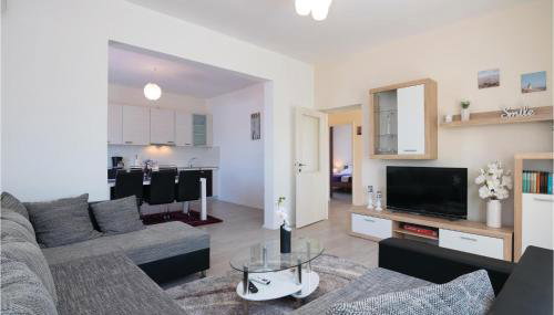 Five-Bedroom Holiday Home In Gorica - Foto 4