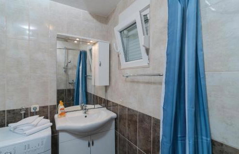 Acogedora Casa De 5 Habitaciones En Stomorska - Foto 35
