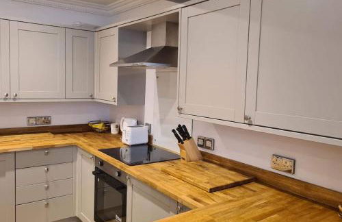 Luxury, Spacious 3 Bedroom, Beachfront Apt with Parking & Courtyard - Shoreside - Foto 42